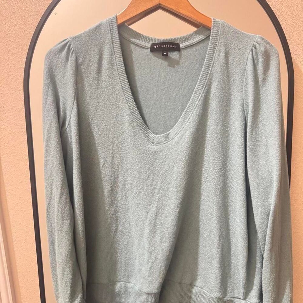 Gibson Women's Light Turquiose long sleeve knit top size XL